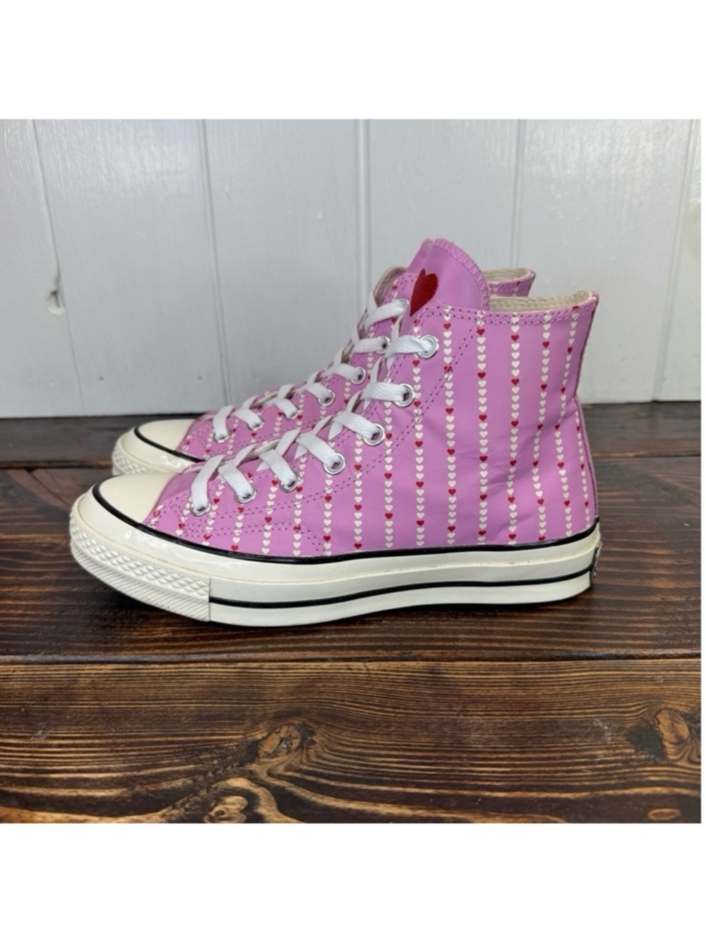 Converse Chuck Taylor All Star High Top “Valentine’s Day” Edition – Women’s 8